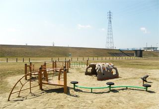 鈴鹿川河川緑地