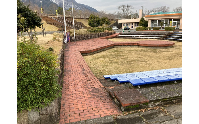 県営養老公園こどもの国　ーわんぱくひろばー