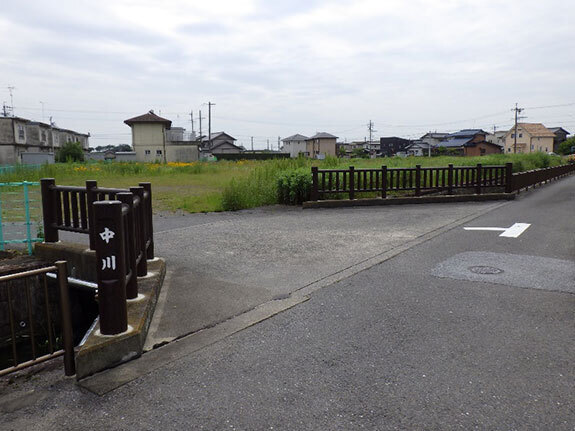 中川　高欄取替え工事