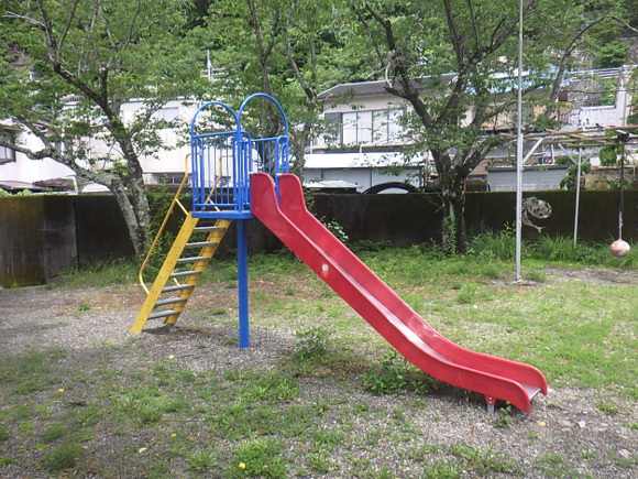 赤石児童公園